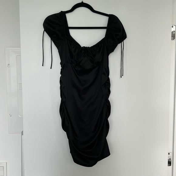 Topshop tie front ruched satin mini dress - Picture 2 of 2